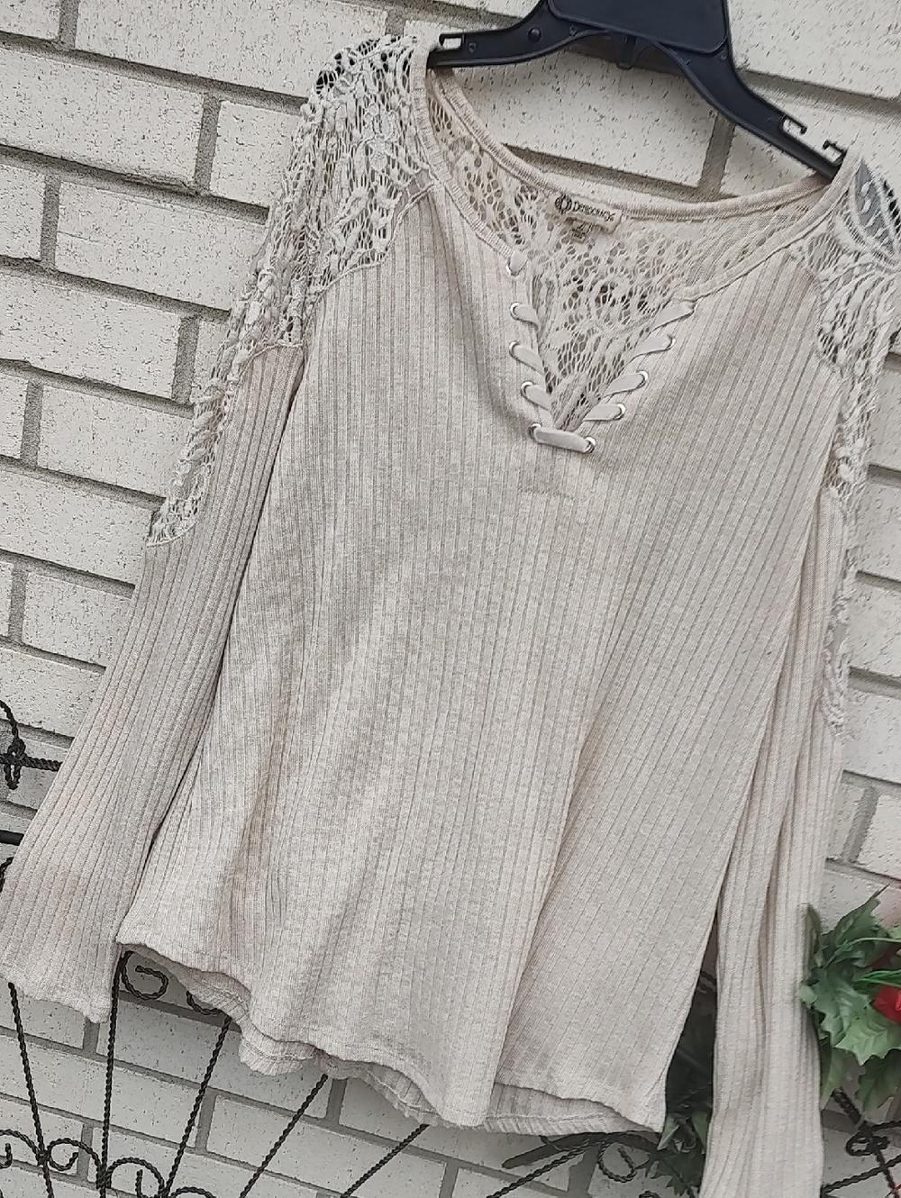 Democracy Lace-Trim Ribbed Knit Top - Beige - Picture 3 of 9